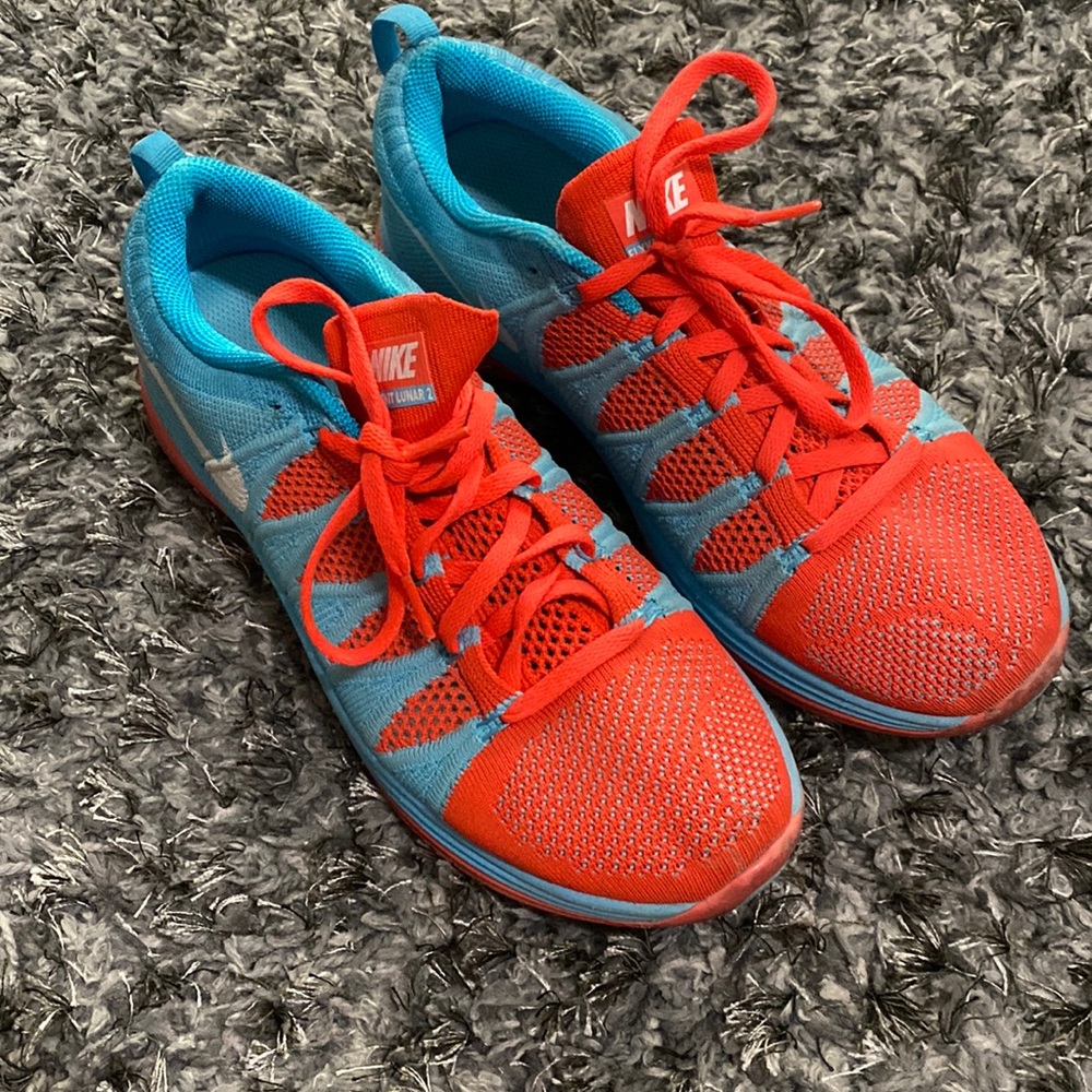 Nike flyknit lunar 2